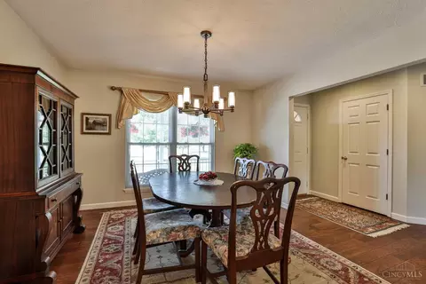 Dining - 8750 Kemper Rd, Cincinnati, OH 45249 photo 1 of 3