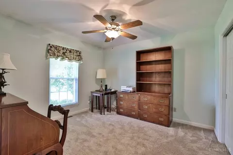 Bedroom - 8750 Kemper Rd, Cincinnati, OH 45249 photo 6 of 9