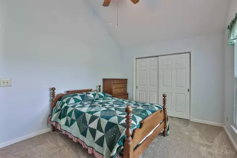 Bedroom - 8750 Kemper Rd, Cincinnati, OH 45249 photo 5 of 9
