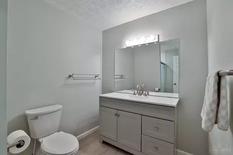 Bath - 8750 Kemper Rd, Cincinnati, OH 45249 photo 5 of 5
