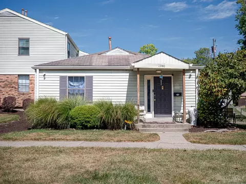 1941 Chaucer Dr, Cincinnati, OH 45237