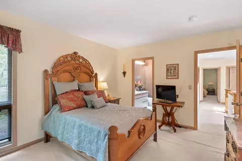 Bedroom - 9180 Given Rd, Cincinnati, OH 45243 photo 6 of 7