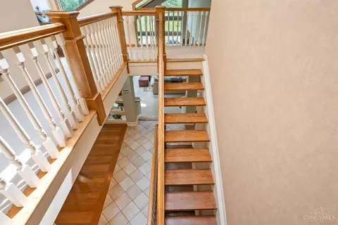 Entry Way - 9180 Given Rd, Cincinnati, OH 45243 photo 3 of 6
