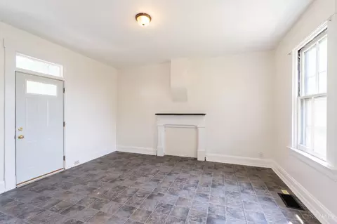Living - 724 Second St, Reading, OH 45215 photo 1 of 1