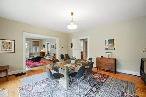 Dining - 8 Interwood Pl, Cincinnati, OH 45220 photo 2 of 2