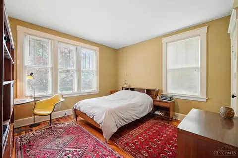 Bedroom - 8 Interwood Pl, Cincinnati, OH 45220 photo 1 of 8