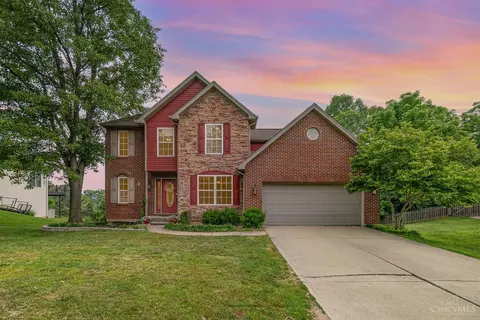 12 Wallace Grove Ln, Milford, OH 45150