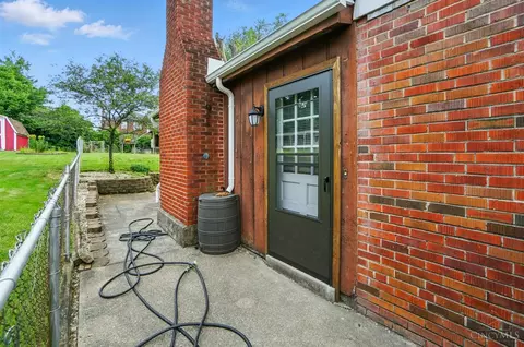 Exterior - 617 Dottie Ct, Reading, OH 45215 photo 8 of 12