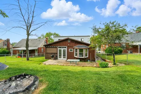 Exterior - 617 Dottie Ct, Reading, OH 45215 photo 4 of 12