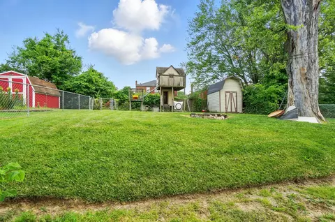 Exterior - 617 Dottie Ct, Reading, OH 45215 photo 11 of 12