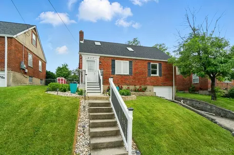 Exterior - 617 Dottie Ct, Reading, OH 45215 photo 2 of 12