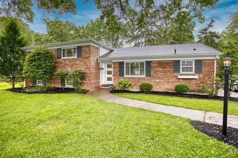 6520 Apache Cir, Madeira, OH 45243