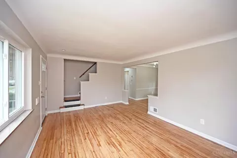 Living - 1607 Centerridge Ave, Cincinnati, OH 45231 photo 4 of 5