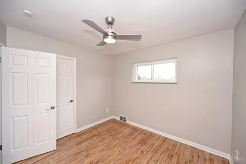 Bedroom - 1607 Centerridge Ave, Cincinnati, OH 45231 photo 5 of 8