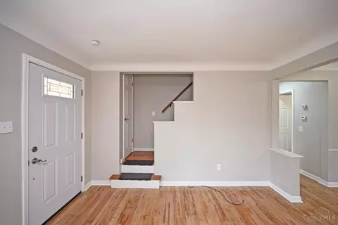 Entry Way - 1607 Centerridge Ave, Cincinnati, OH 45231 photo 1 of 1