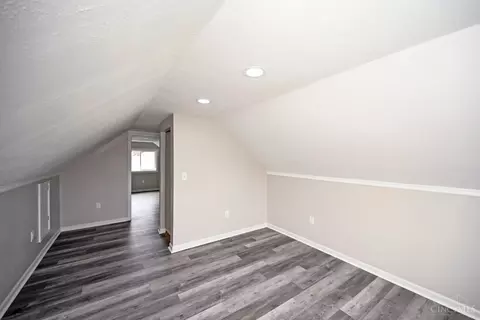 Bedroom - 1607 Centerridge Ave, Cincinnati, OH 45231 photo 7 of 8