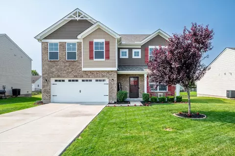 811 Prescot Cir, Trenton, OH 45067