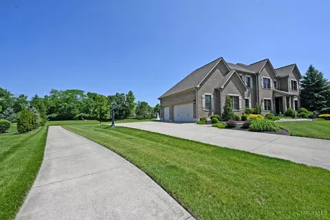 Exterior - 4570 Braid Ln, Mason, OH 45040 photo 13 of 13