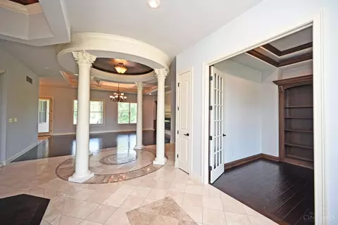 Entry Way - 4570 Braid Ln, Mason, OH 45040 photo 2 of 11