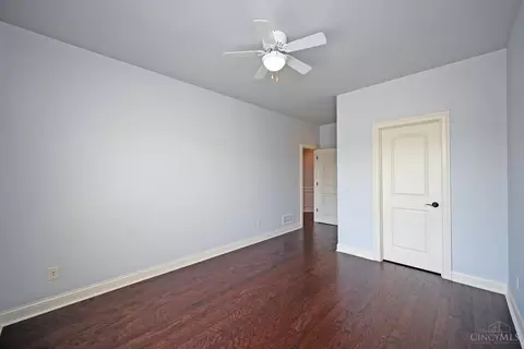 Bedroom - 4570 Braid Ln, Mason, OH 45040 photo 10 of 16