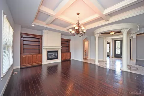 Living - 4570 Braid Ln, Mason, OH 45040 photo 3 of 6