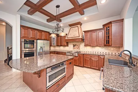 Kitchen - 4570 Braid Ln, Mason, OH 45040 photo 2 of 6