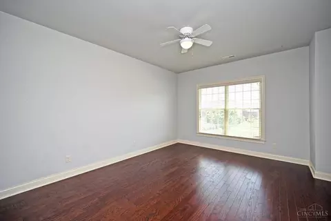 Bedroom - 4570 Braid Ln, Mason, OH 45040 photo 5 of 16