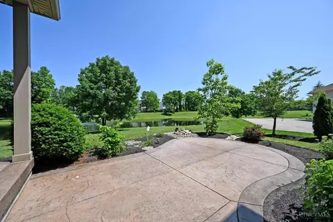 Exterior - 4570 Braid Ln, Mason, OH 45040 photo 9 of 13