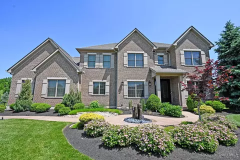 Exterior - 4570 Braid Ln, Mason, OH 45040 photo 3 of 13