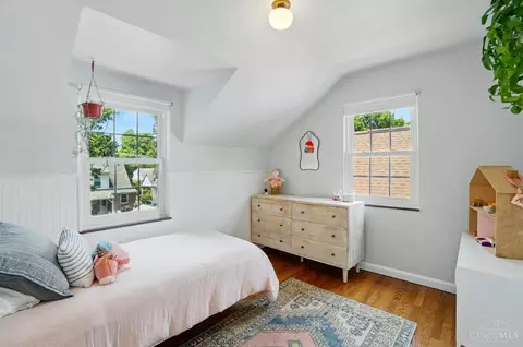 Bedroom - 3861 Homewood Rd, Mariemont, OH 45227 photo 7 of 7