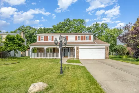 9525 Linfield Dr, Blue Ash, OH 45242