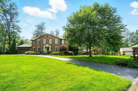 6385 Derbyshire Ln, Loveland, OH 45140