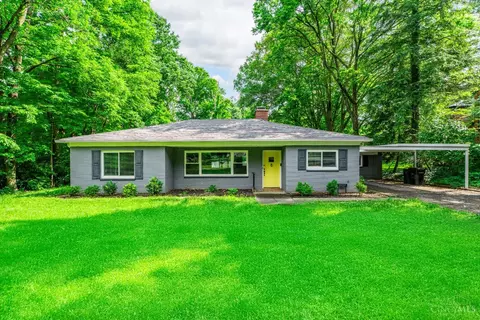 3927 Woodford Rd, Cincinnati, OH 45213