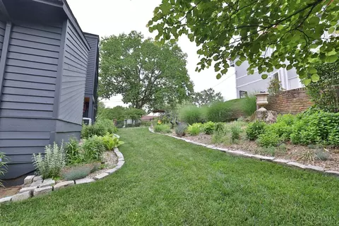 Exterior - 3477 Mcfarlan Rd, Cincinnati, OH 45211 photo 23 of 23