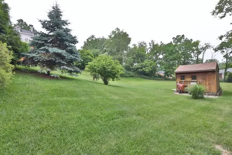 Exterior - 3477 Mcfarlan Rd, Cincinnati, OH 45211 photo 19 of 23