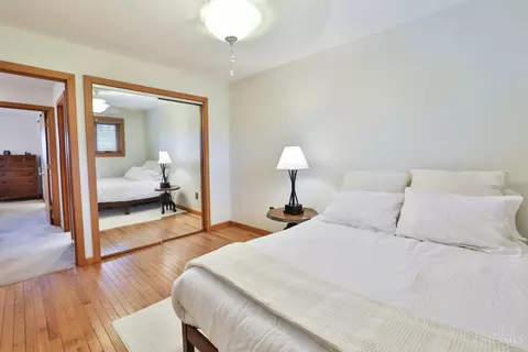 Bedroom - 3477 Mcfarlan Rd, Cincinnati, OH 45211 photo 5 of 7