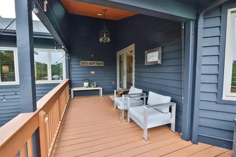 Exterior - 3477 Mcfarlan Rd, Cincinnati, OH 45211 photo 5 of 23