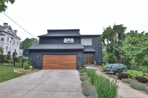 3477 Mcfarlan Rd, Cincinnati, OH 45211