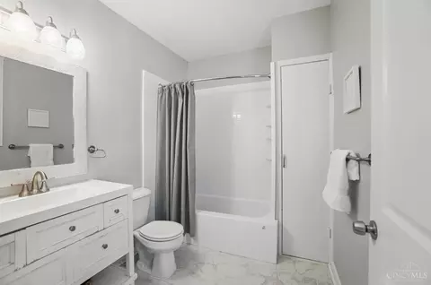 Bath - 3088 Markbreit Ave, Cincinnati, OH 45209 photo 2 of 2