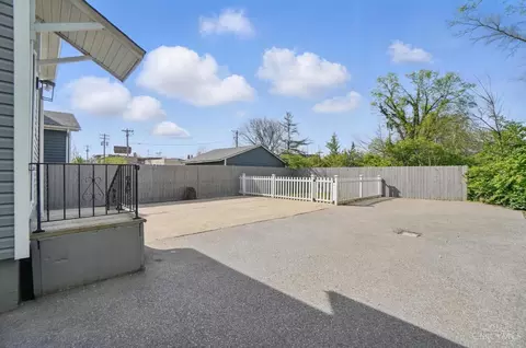 Exterior - 3088 Markbreit Ave, Cincinnati, OH 45209 photo 4 of 5