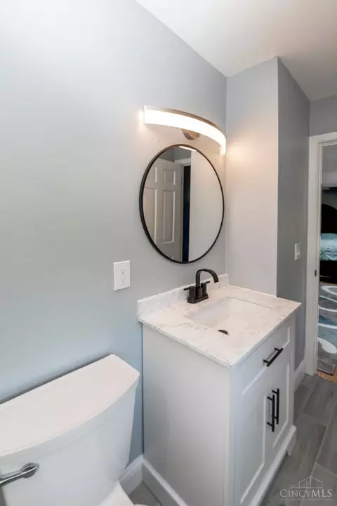 7933 Dunview Ct, Cincinnati, OH 45255 photo 18