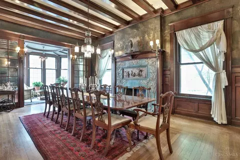 Dining - 2334 Upland Pl, Cincinnati, OH 45206 photo 1 of 6