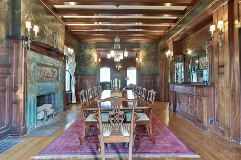 Dining - 2334 Upland Pl, Cincinnati, OH 45206 photo 2 of 6