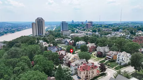 View/Area - 2334 Upland Pl, Cincinnati, OH 45206 photo 3 of 7