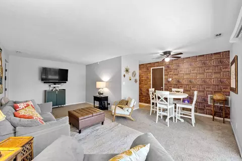 Living - 6782 Harrison Ave, Cincinnati, OH 45247 photo 6 of 6