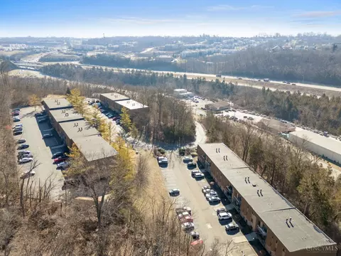 View/Area - 6782 Harrison Ave, Cincinnati, OH 45247 photo 1 of 4