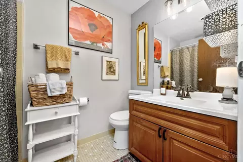 Bath - 6782 Harrison Ave, Cincinnati, OH 45247 photo 1 of 2