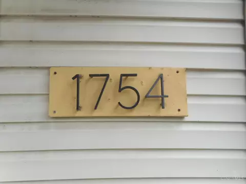 Exterior - 1754 Jester St, Cincinnati, OH 45223 photo 2 of 4
