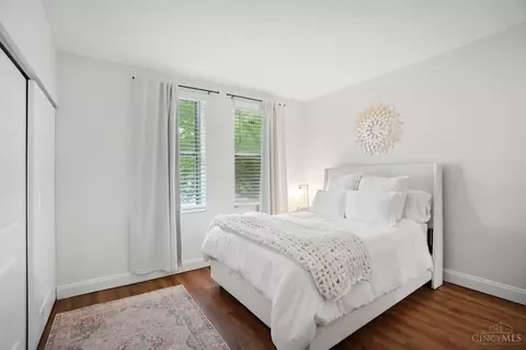 Bedroom - 983 Paradrome St, Cincinnati, OH 45202 photo 2 of 5