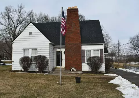 329 Main St, Mount Orab, OH 45154 photo 2